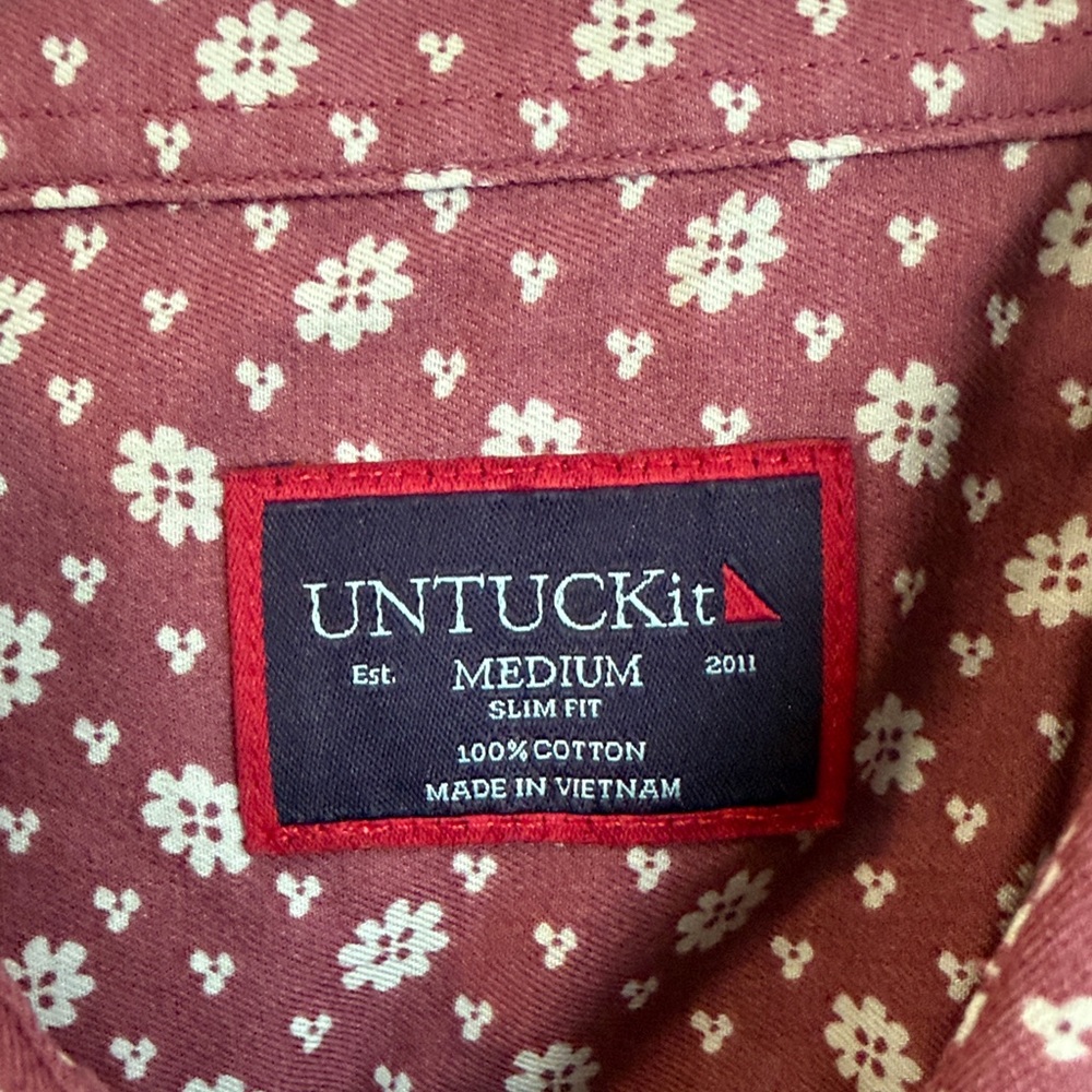 UNTUCKit Men's Burgundy Patterned Button Down Shi… - image 2
